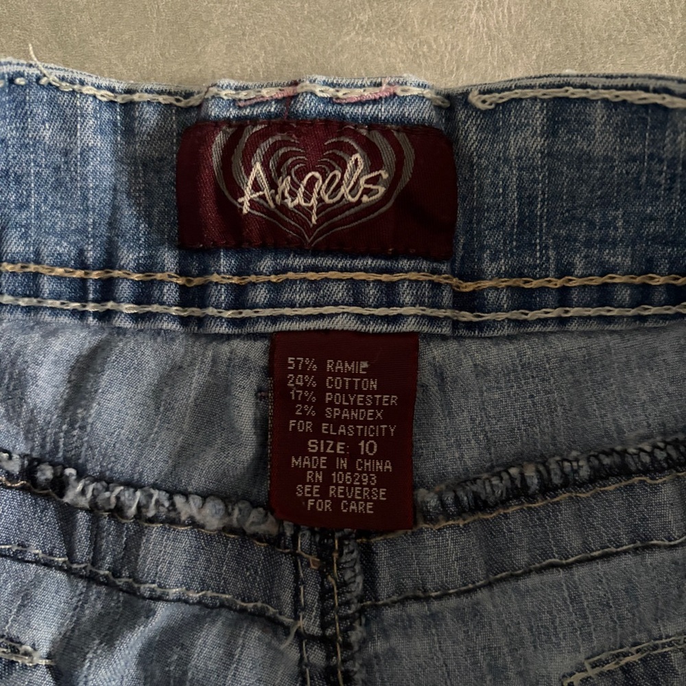 Y2K angels light wash mid rise denim shorts - Picture 8 of 11